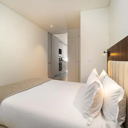 Whome A Rare Find In Lisbon's Prime Location! Lisboa