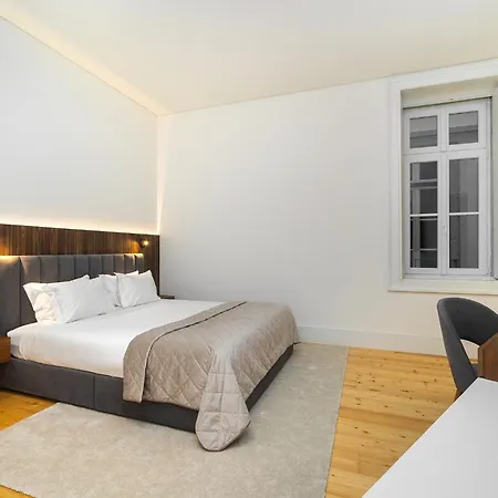 Whome A Rare Find In Lisbon's Prime Location! * Lissabon