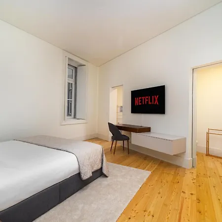 Whome A Rare Find In Lisbon's Prime Location! *